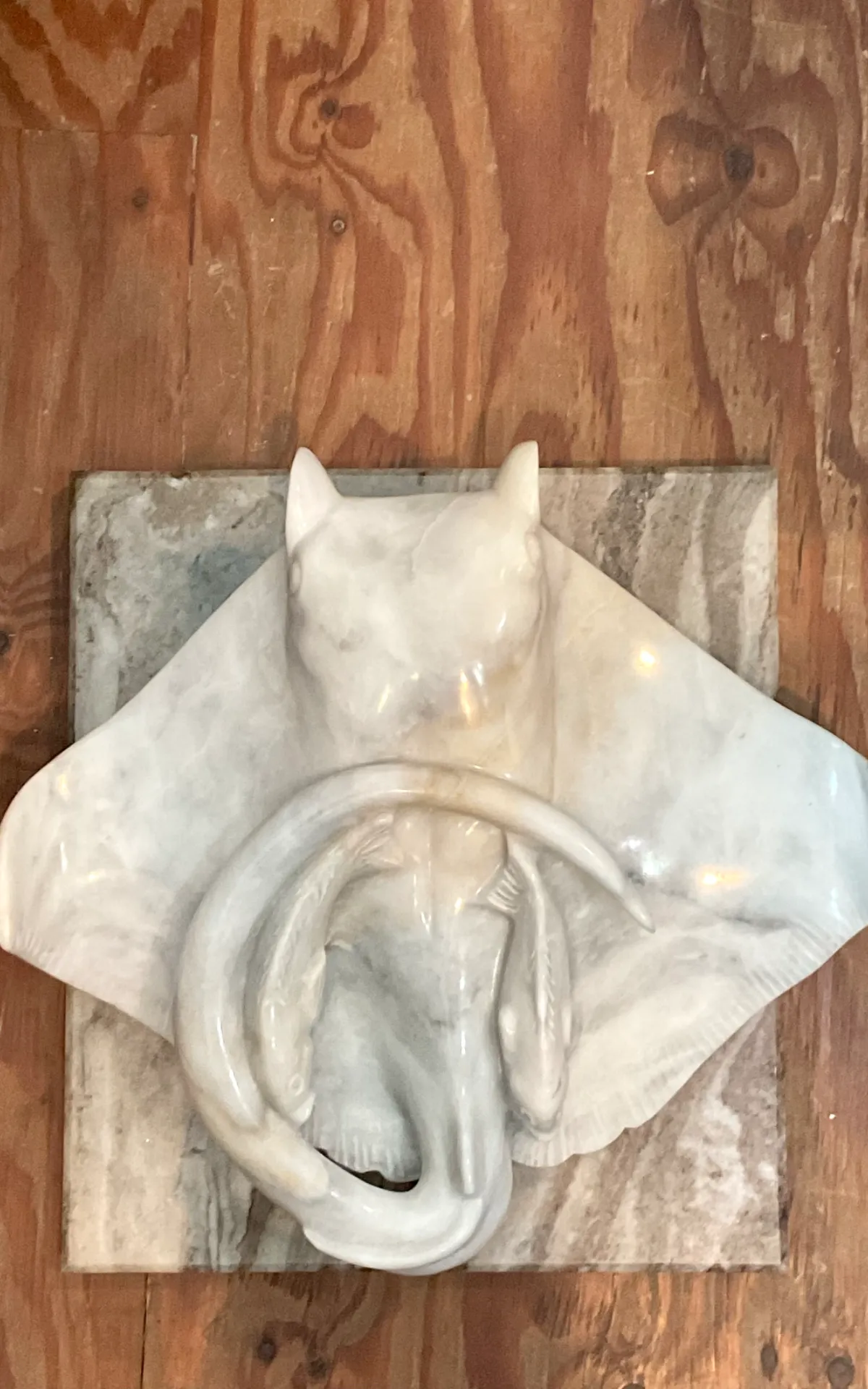 Vintage Carrera Marble Stingray Sculpture — additional photo 7