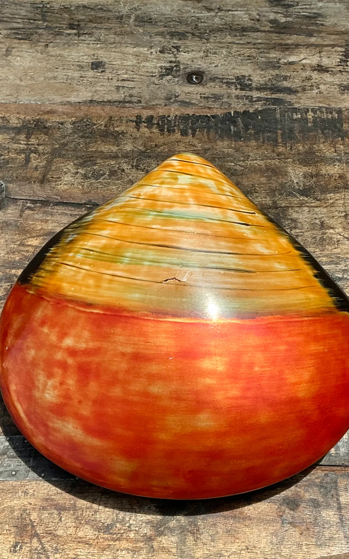 Vintage Lacquered Clam Shell Box — additional photo 7