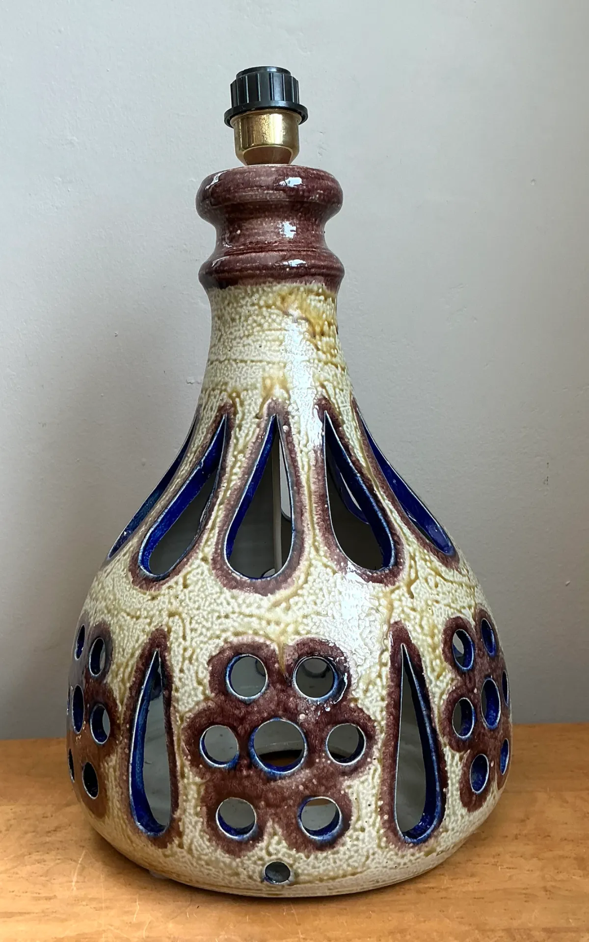 Vintage MCM Pierced Ceramic Table Lamp