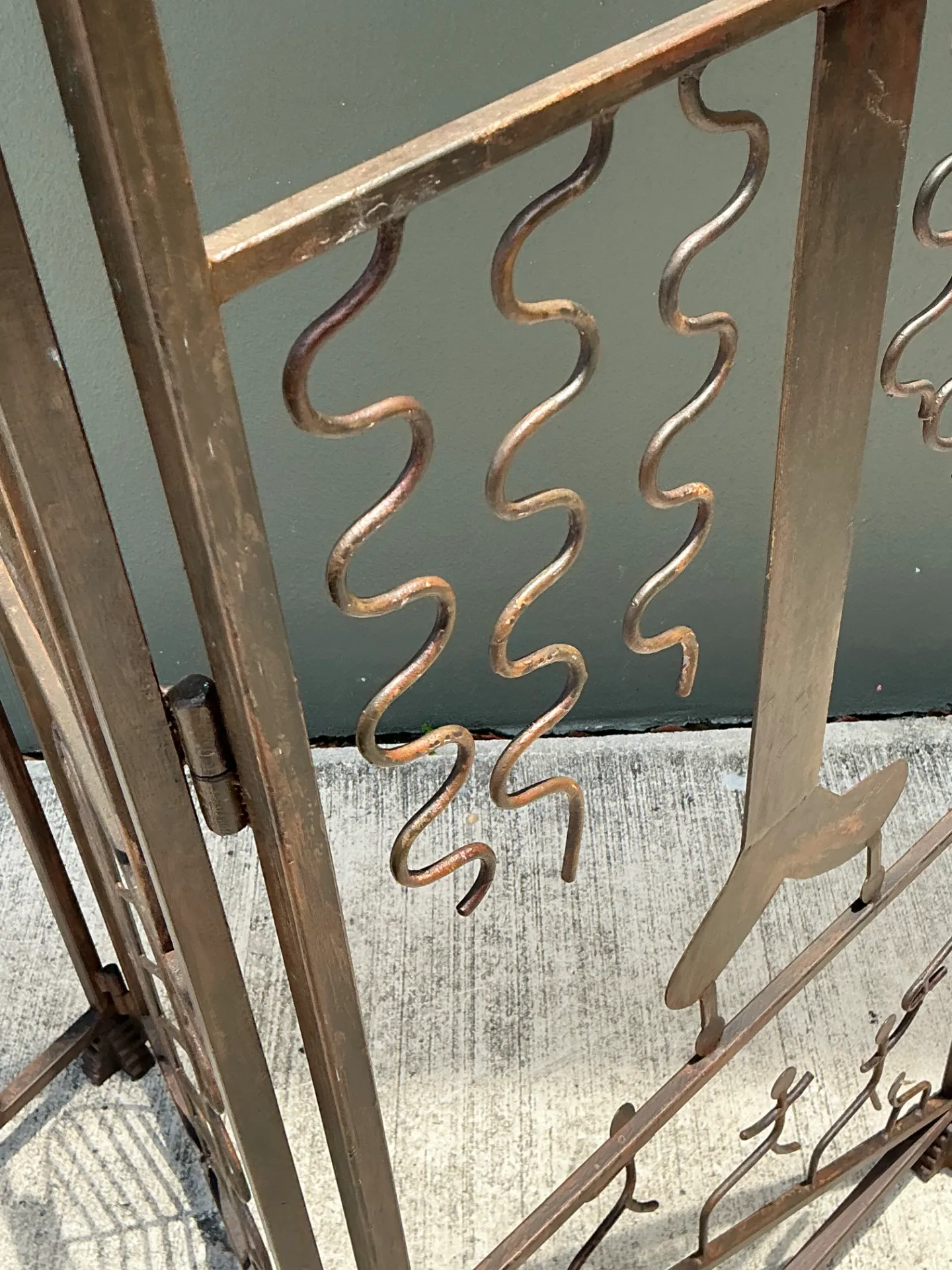 Vintage Iron Abstract Figurative Folding Screen — additional photo 1