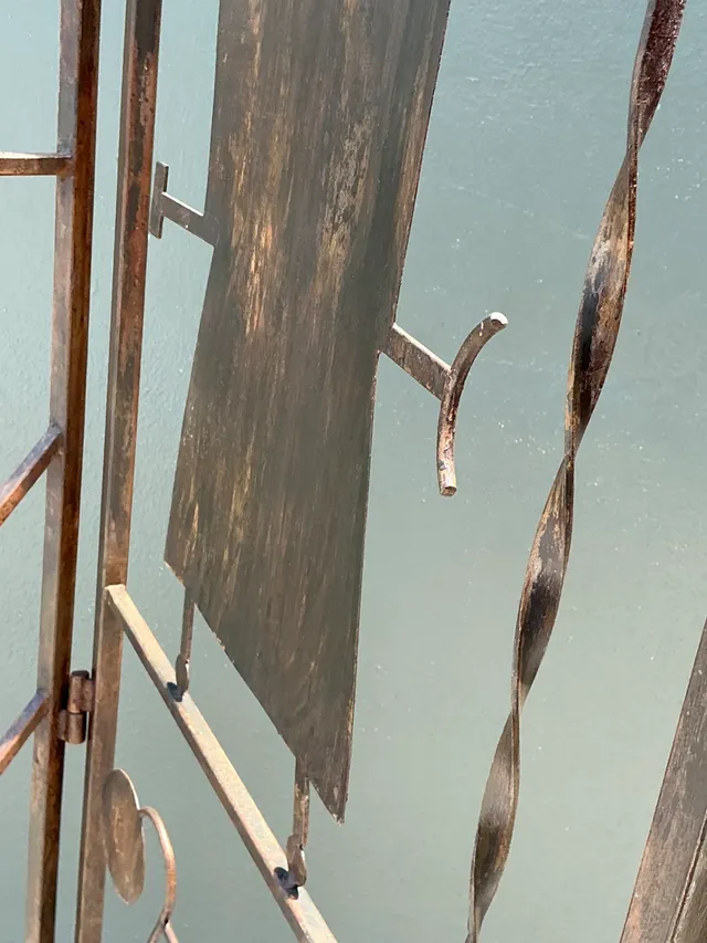 Vintage Iron Abstract Figurative Folding Screen — additional photo 5