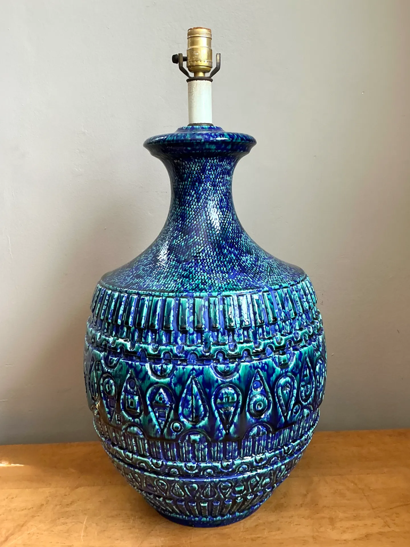 Vintage MCM Blue Glazed Ceramic Lamp — additional photo 6