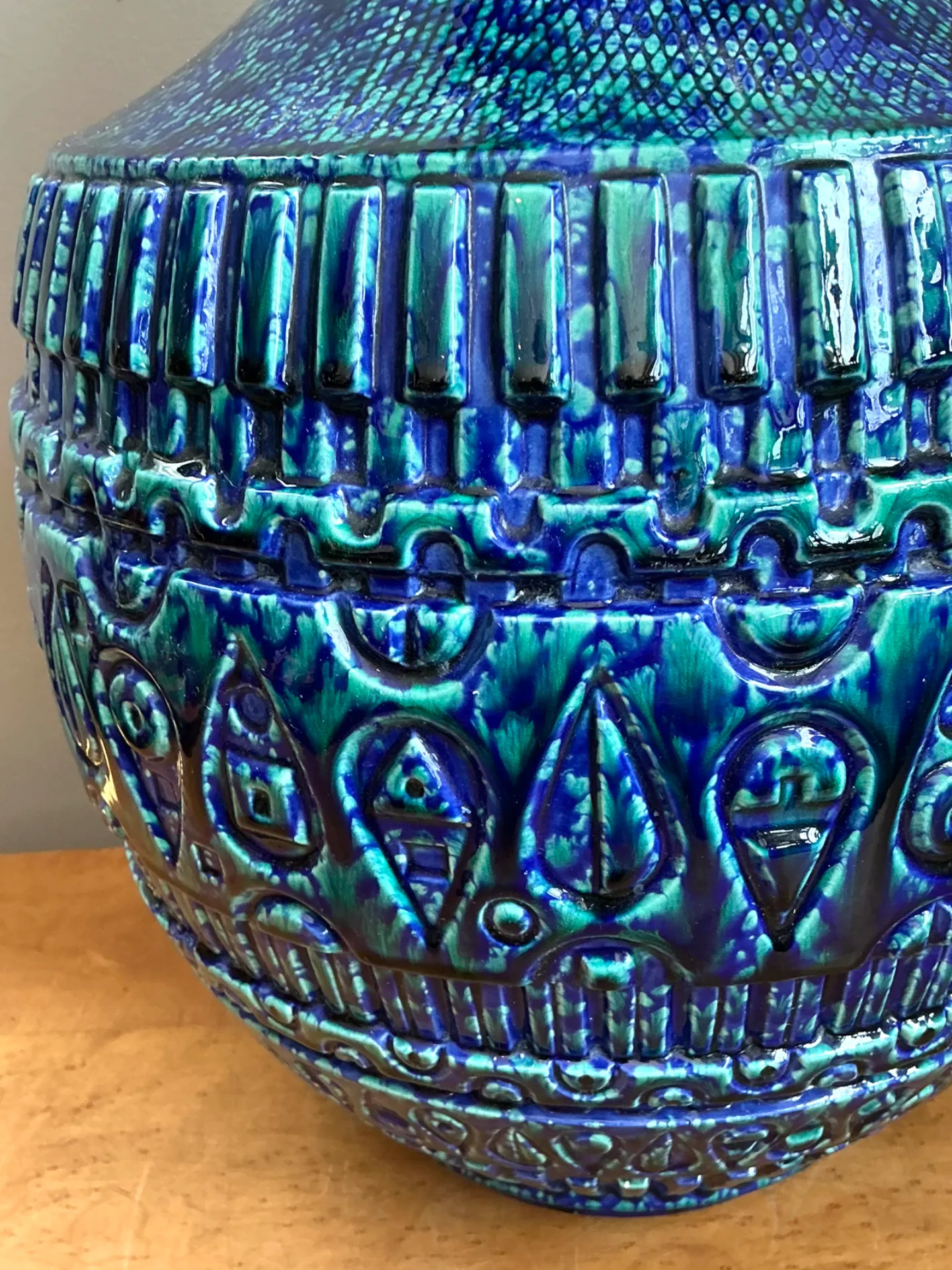 Vintage MCM Blue Glazed Ceramic Lamp — additional photo 5