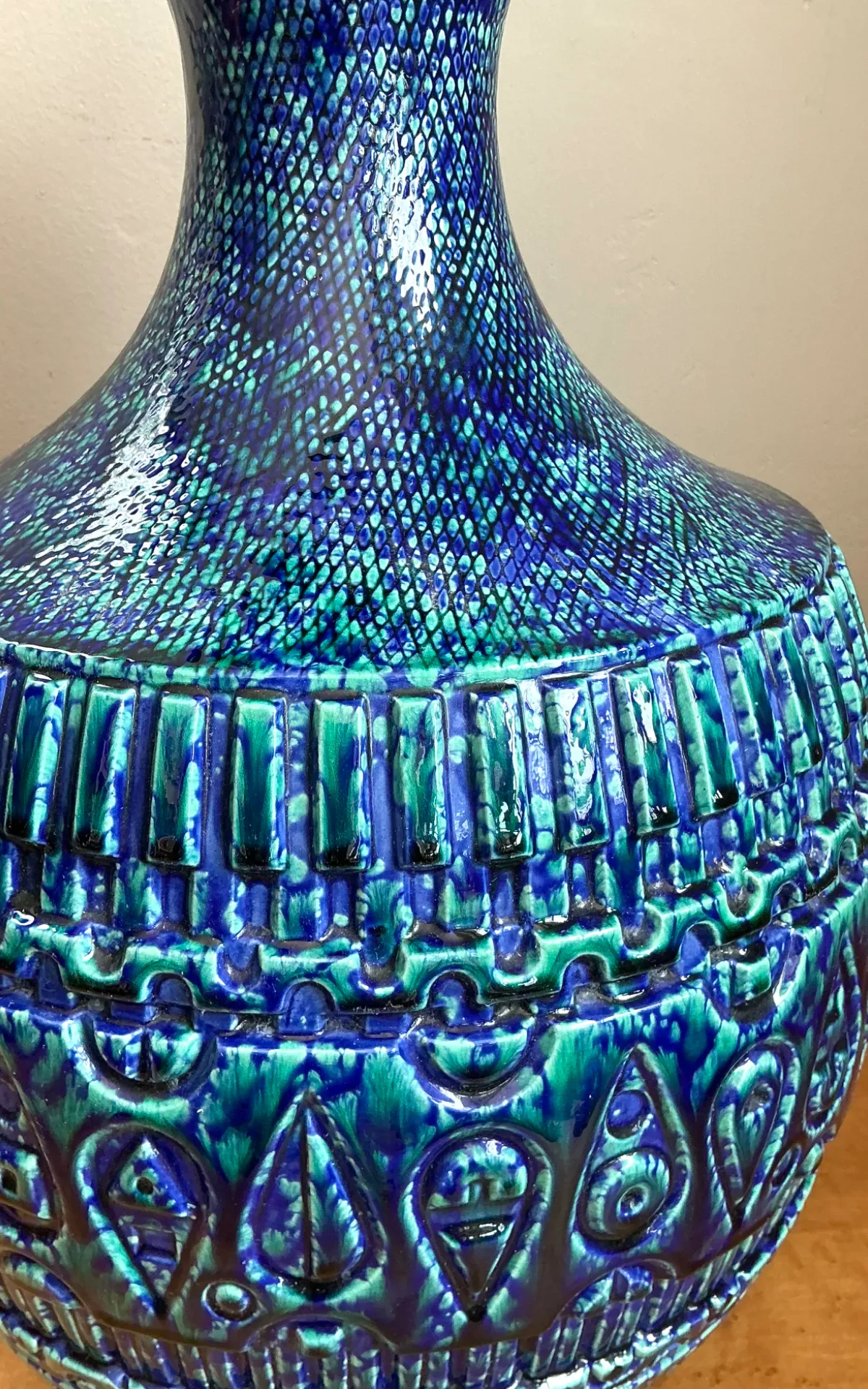 Vintage MCM Blue Glazed Ceramic Lamp — additional photo 4