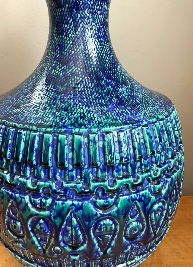 Vintage MCM Blue Glazed Ceramic Lamp — additional photo 4