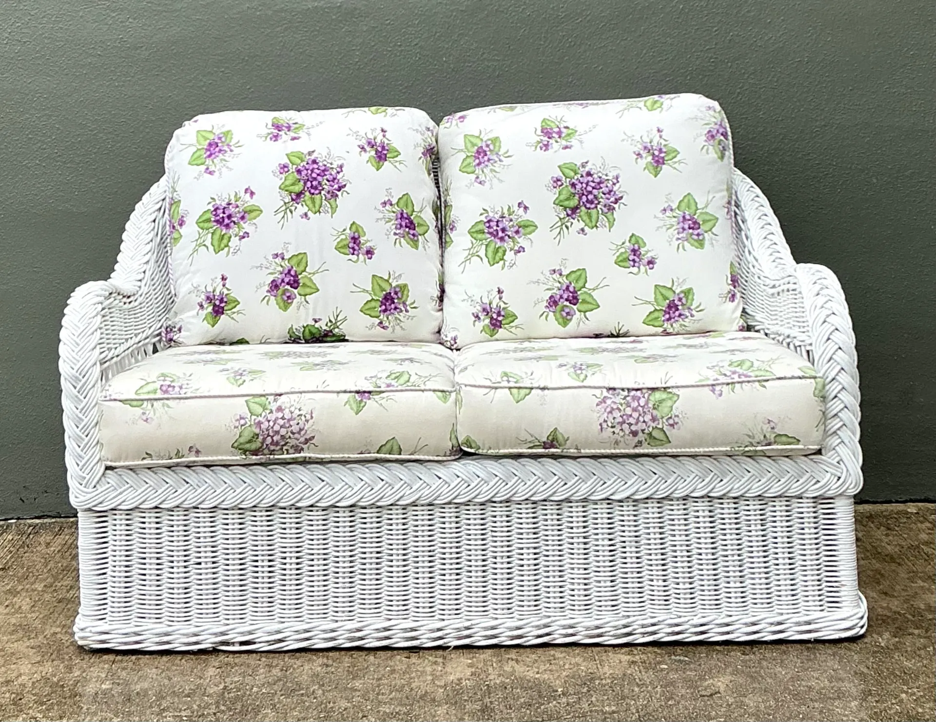 Vintage Lexington Braided White Rattan Love Seat — additional photo 4