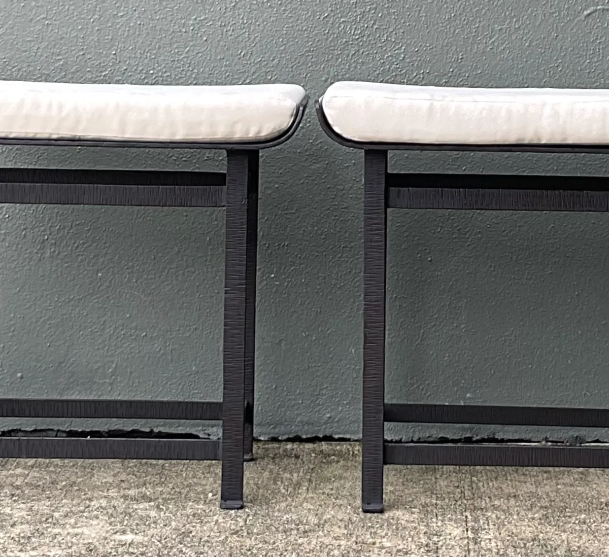 Vintage Modernist Metal Frame Stools - A Pair — additional photo 5