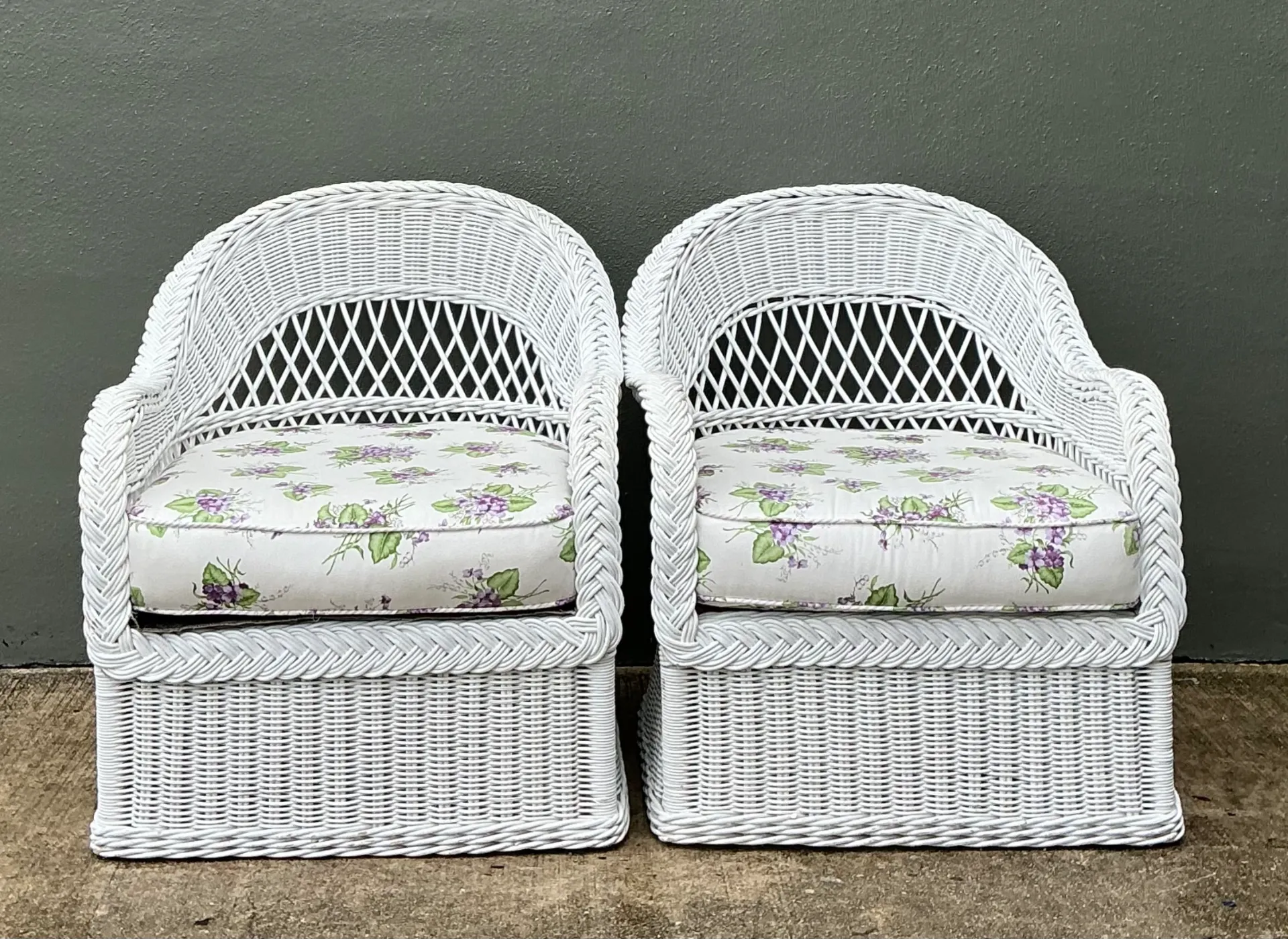 Vintage Lexington Braided White Rattan Lounge Chairs - A Pair — additional photo 2