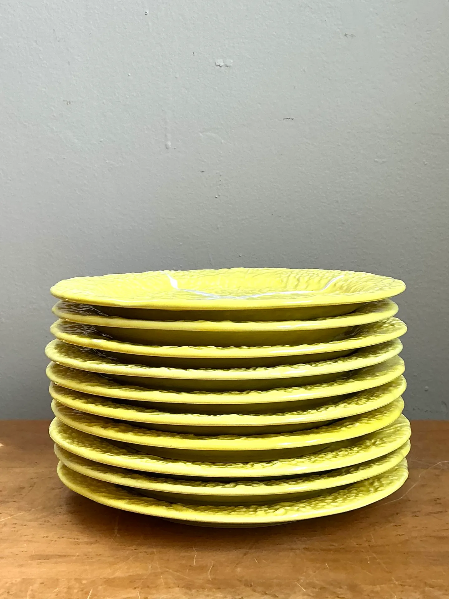 Vintage Portuguese Yellow Cabbage Leaf Plates — additional photo 2