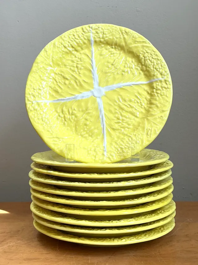 Vintage Portuguese Yellow Cabbage Leaf Plates — additional photo 8