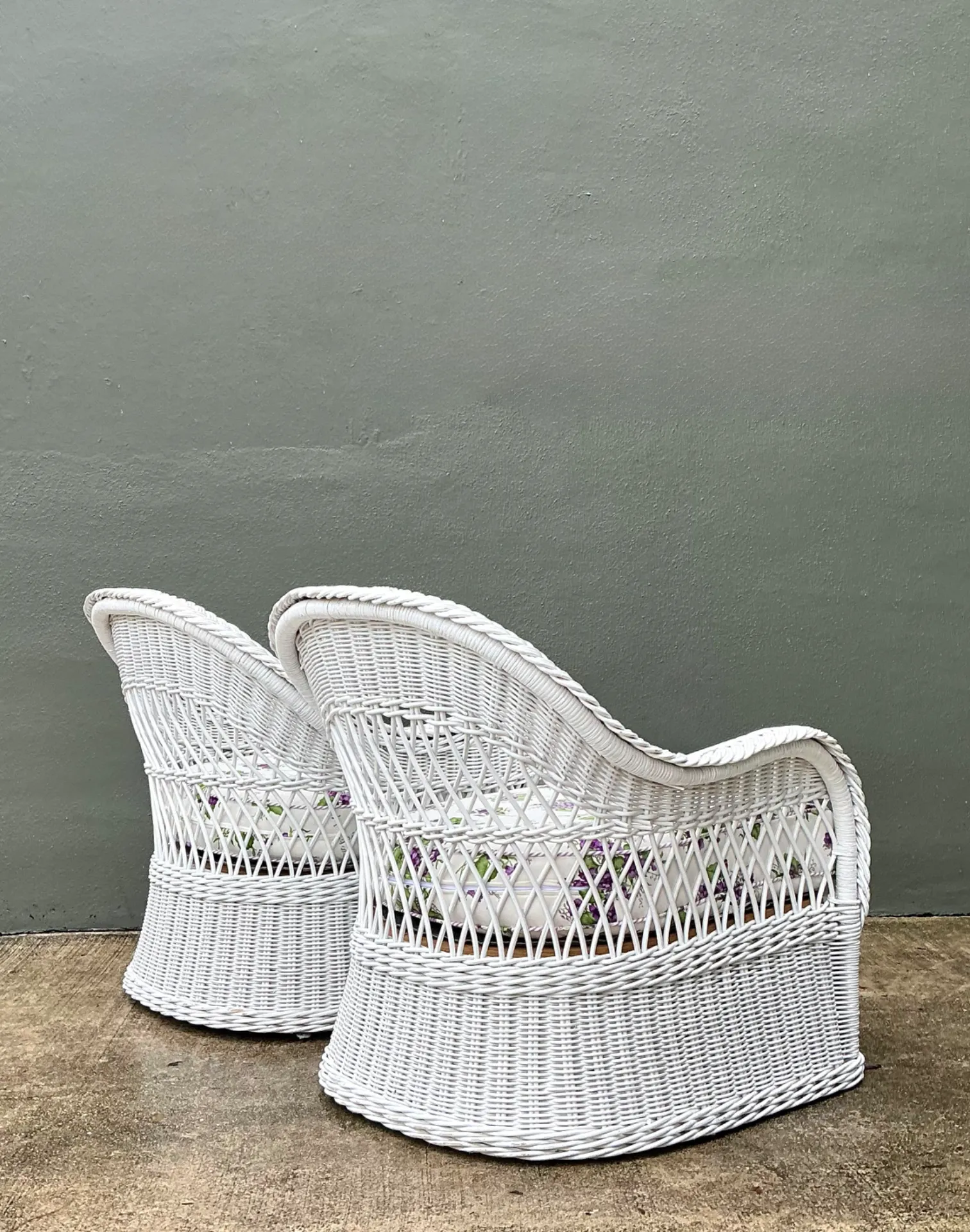 Vintage Lexington Braided White Rattan Lounge Chairs - A Pair — additional photo 8