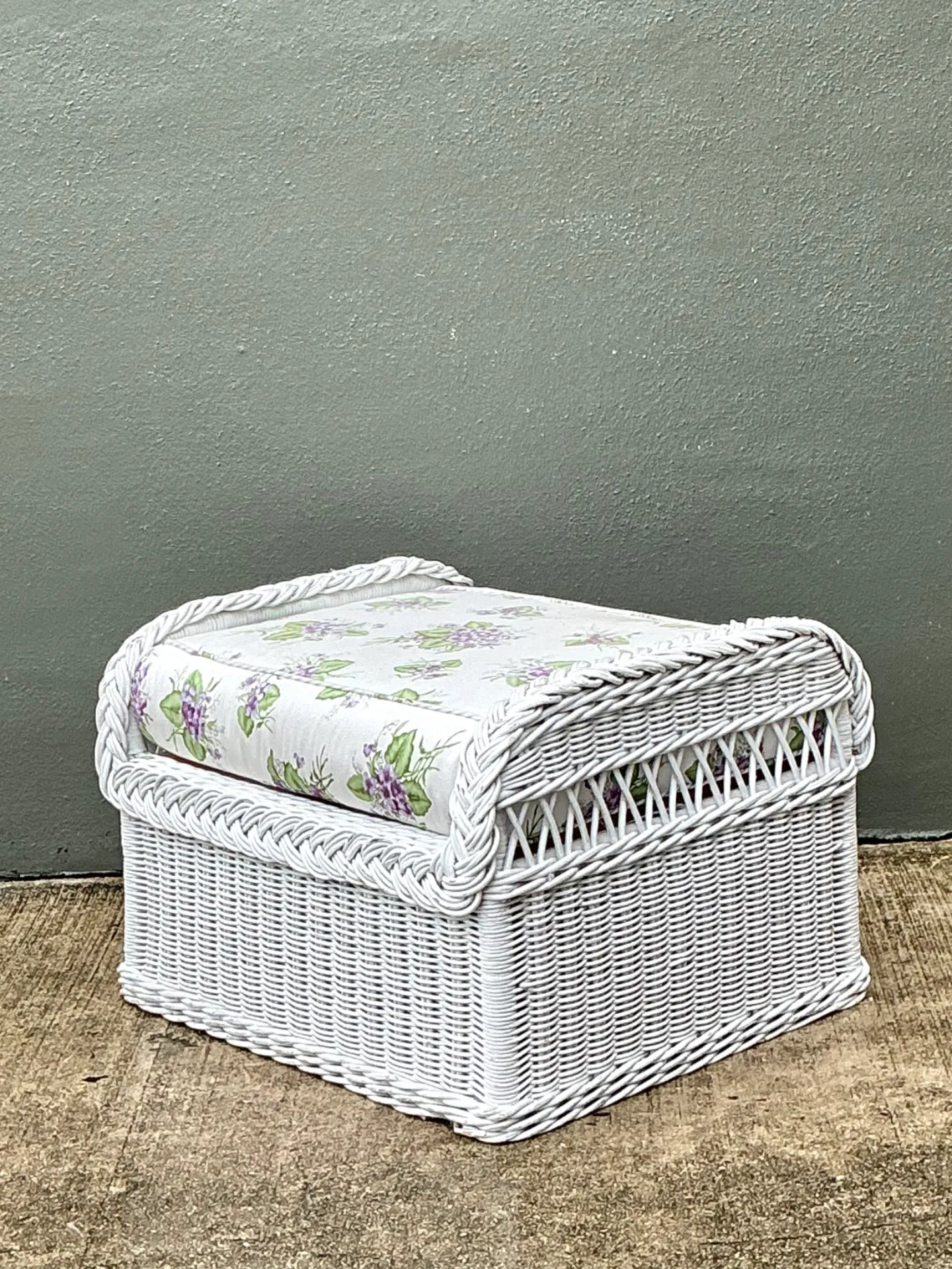 Vintage Braided White Rattan Ottoman — additional photo 4