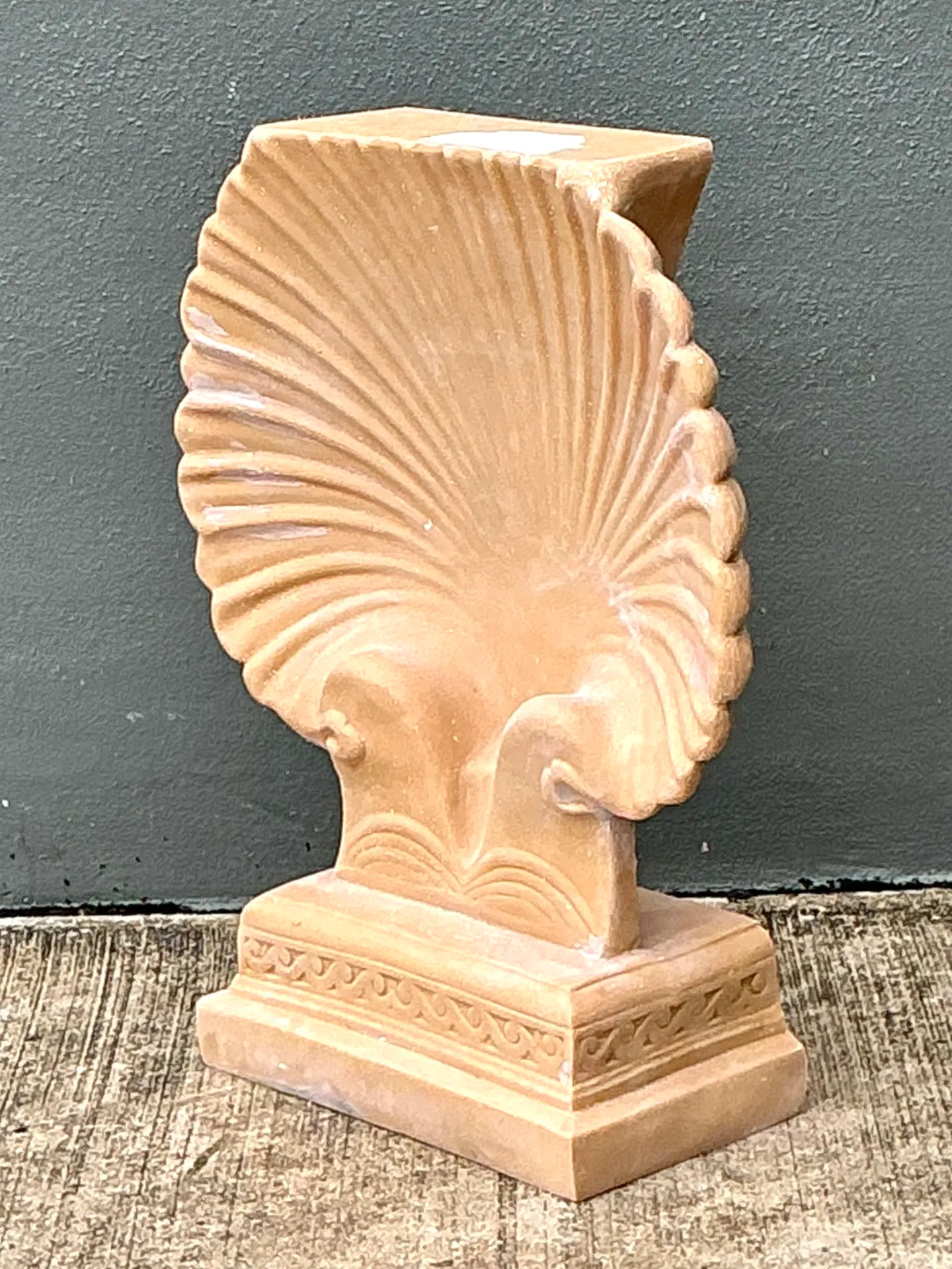 Vintage Eco-Plaster Clam Shell Console Pedestal — additional photo 7