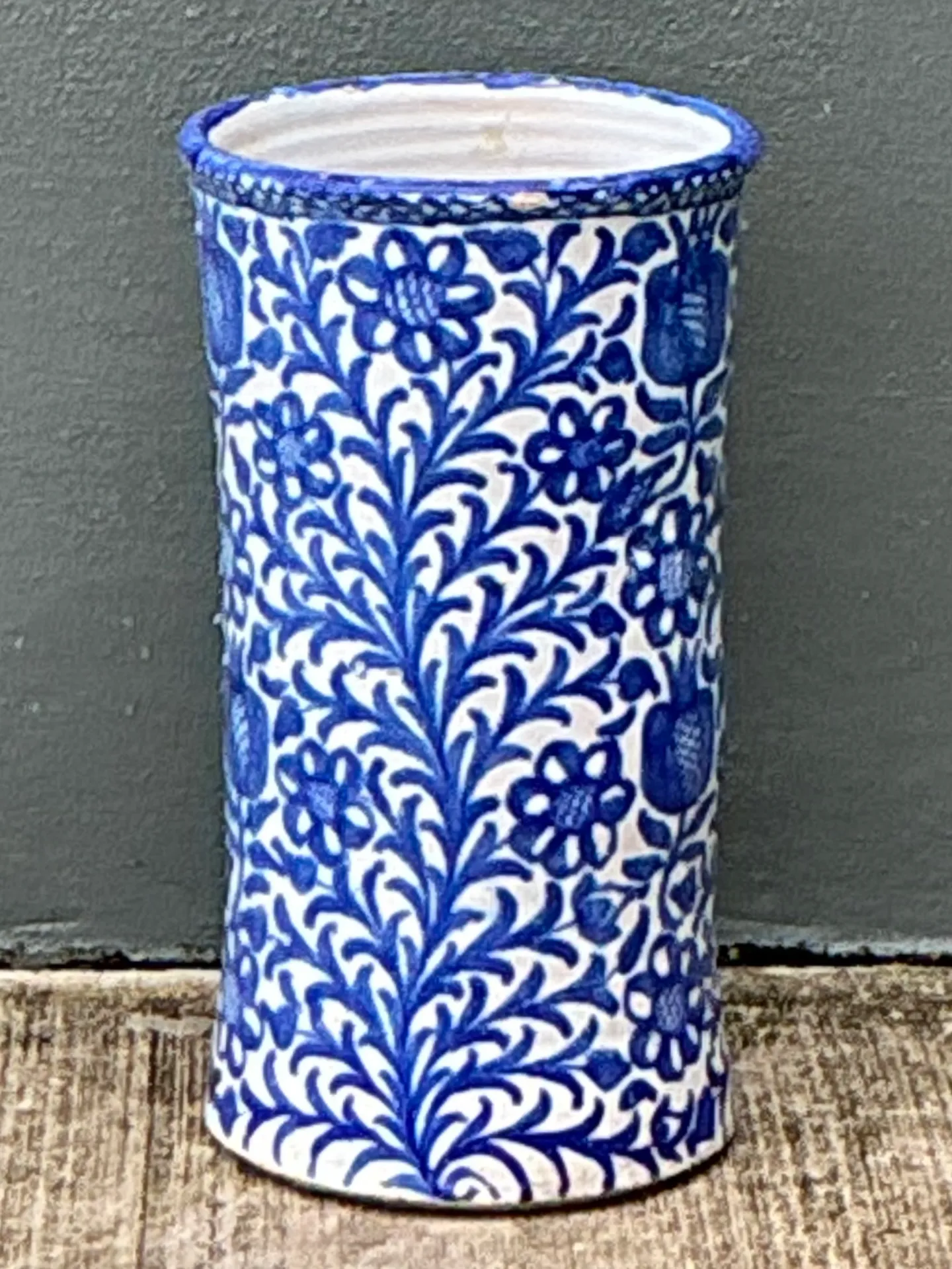 Vintage Blue and White Ceramic Umbrella Stand — additional photo 4