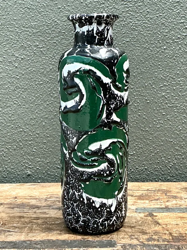 Vintage Hungarian Green Ceramic Vase with Abstract Relief — additional photo 7
