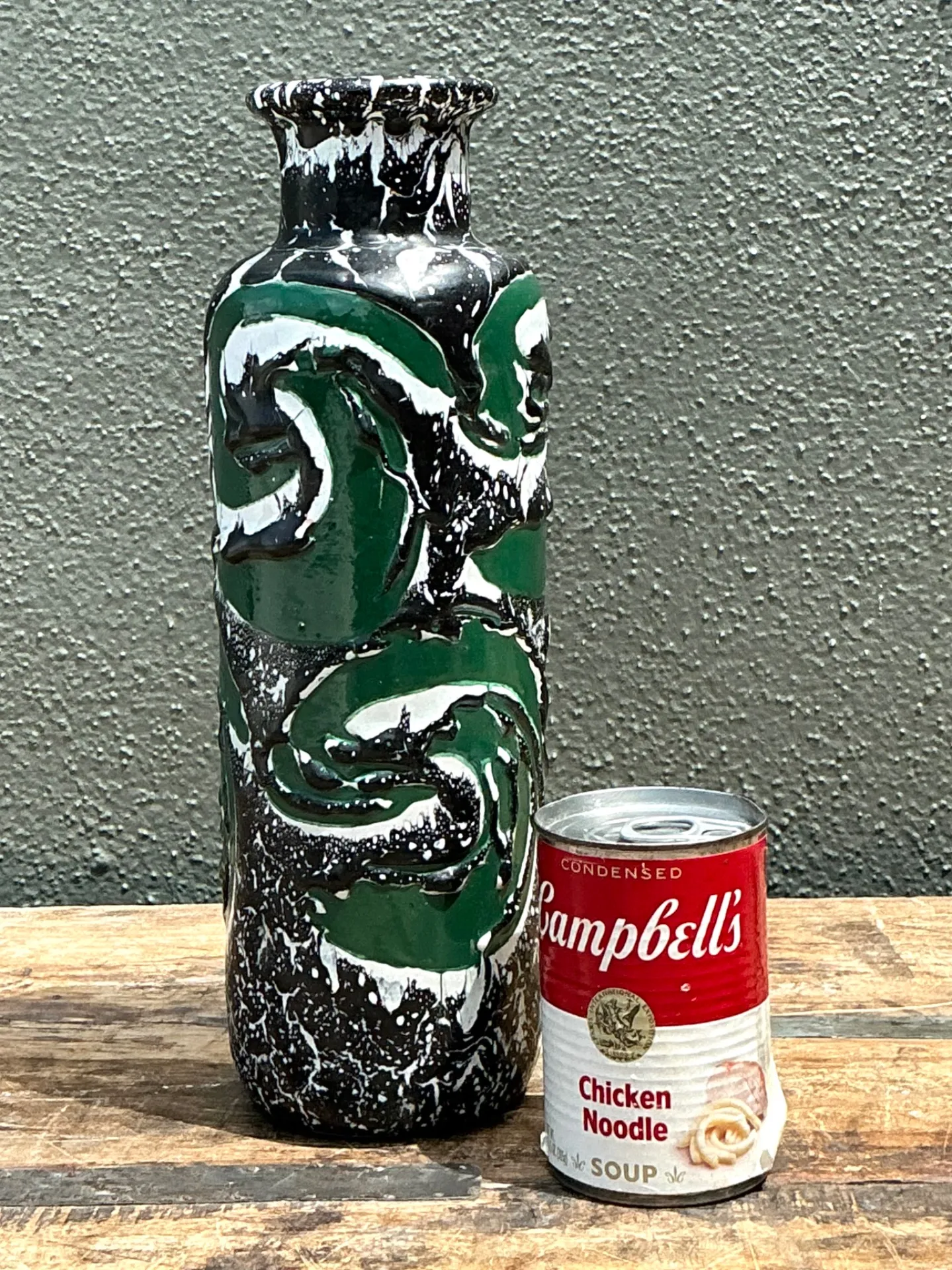 Vintage Hungarian Green Ceramic Vase with Abstract Relief — additional photo 1