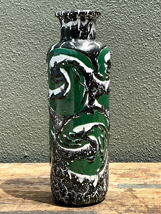Vintage Hungarian Green Ceramic Vase with Abstract Relief — additional photo 2