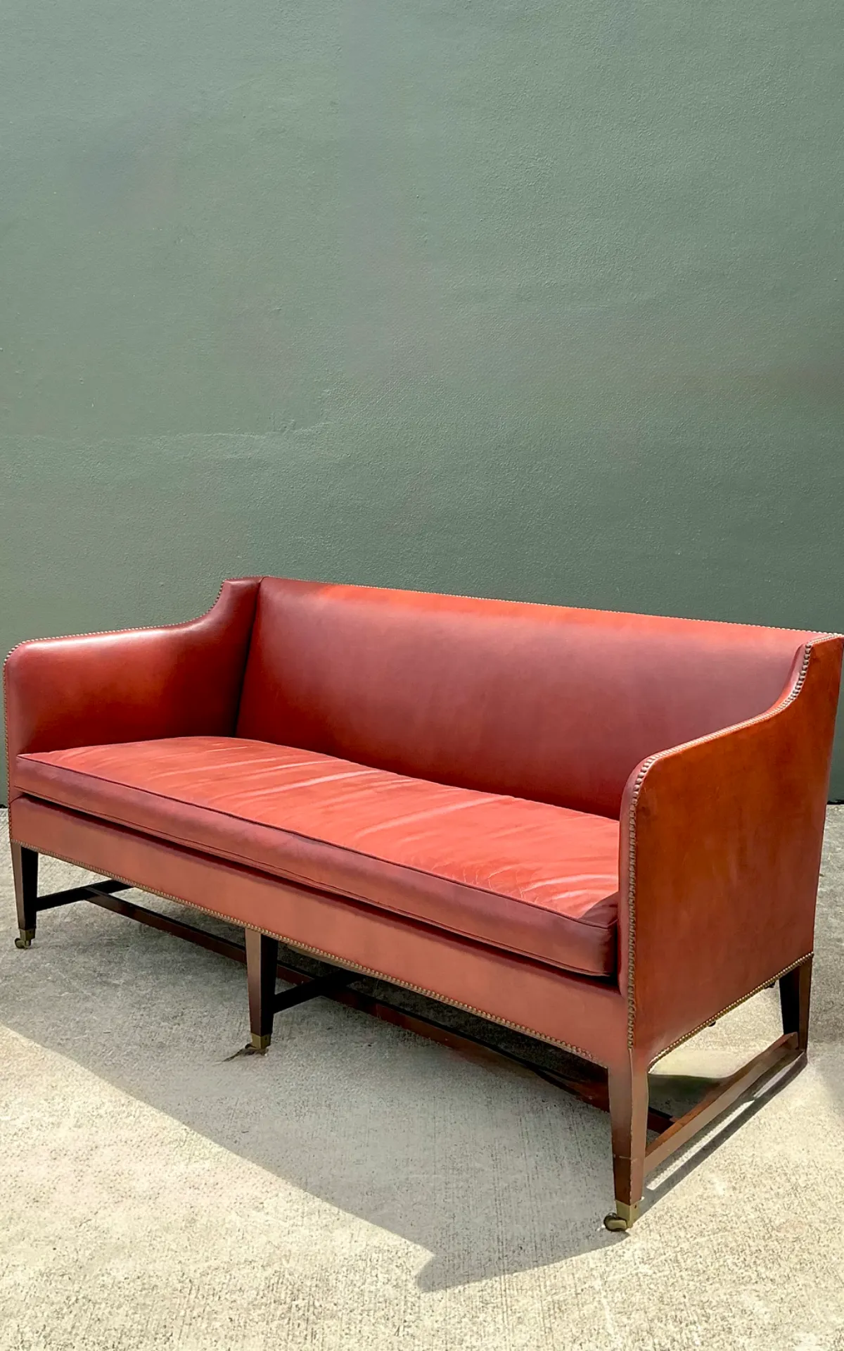 Vintage Saybolt And Cleland Nailhead Trim Leather Sofa — additional photo 5