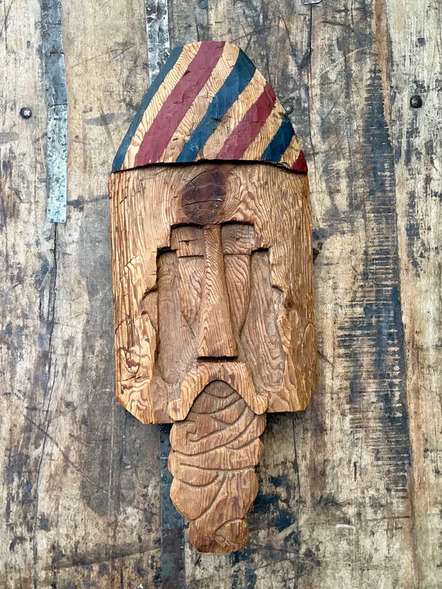 Vintage Rustic Carved Wood Mask — additional photo 2
