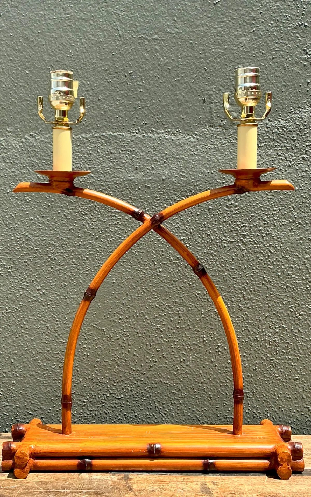 Vintage Faux Bamboo Double Arm Metal Lamp — additional photo 5