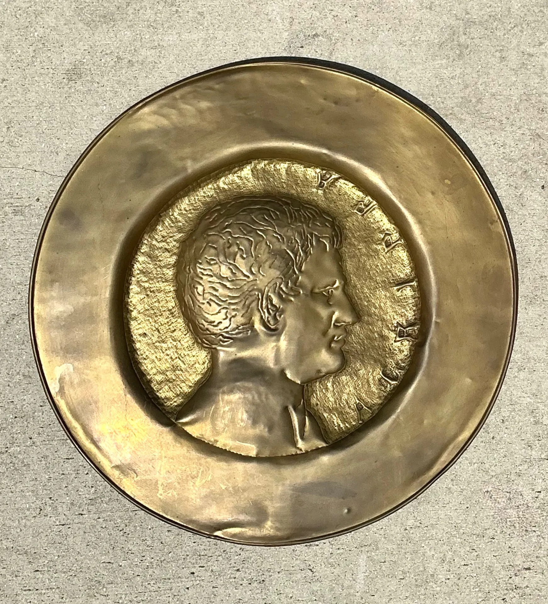 Vintage Bronze Relief Medallion — additional photo 5