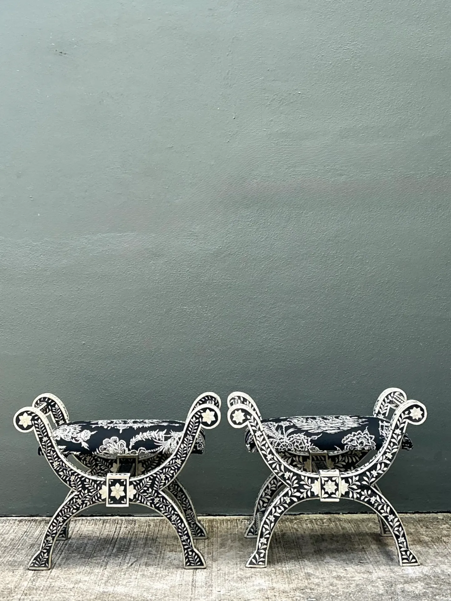 Vintage Bone Inlay Curule Stools In Quadrille “Royal Journey” - Pair — additional photo 4