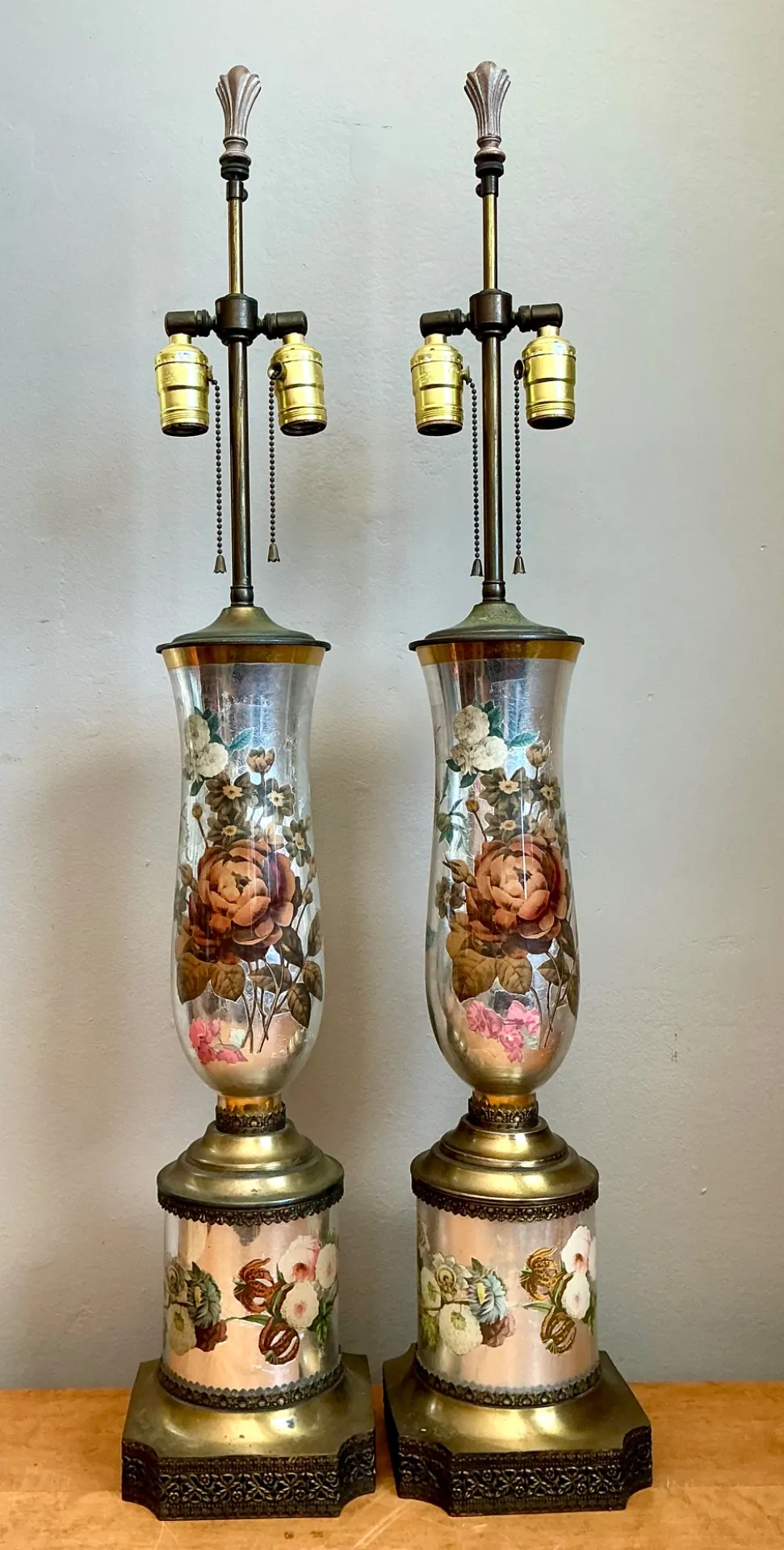 Vintage Italian Eglomise Rose Lamps - A Pair — additional photo 4