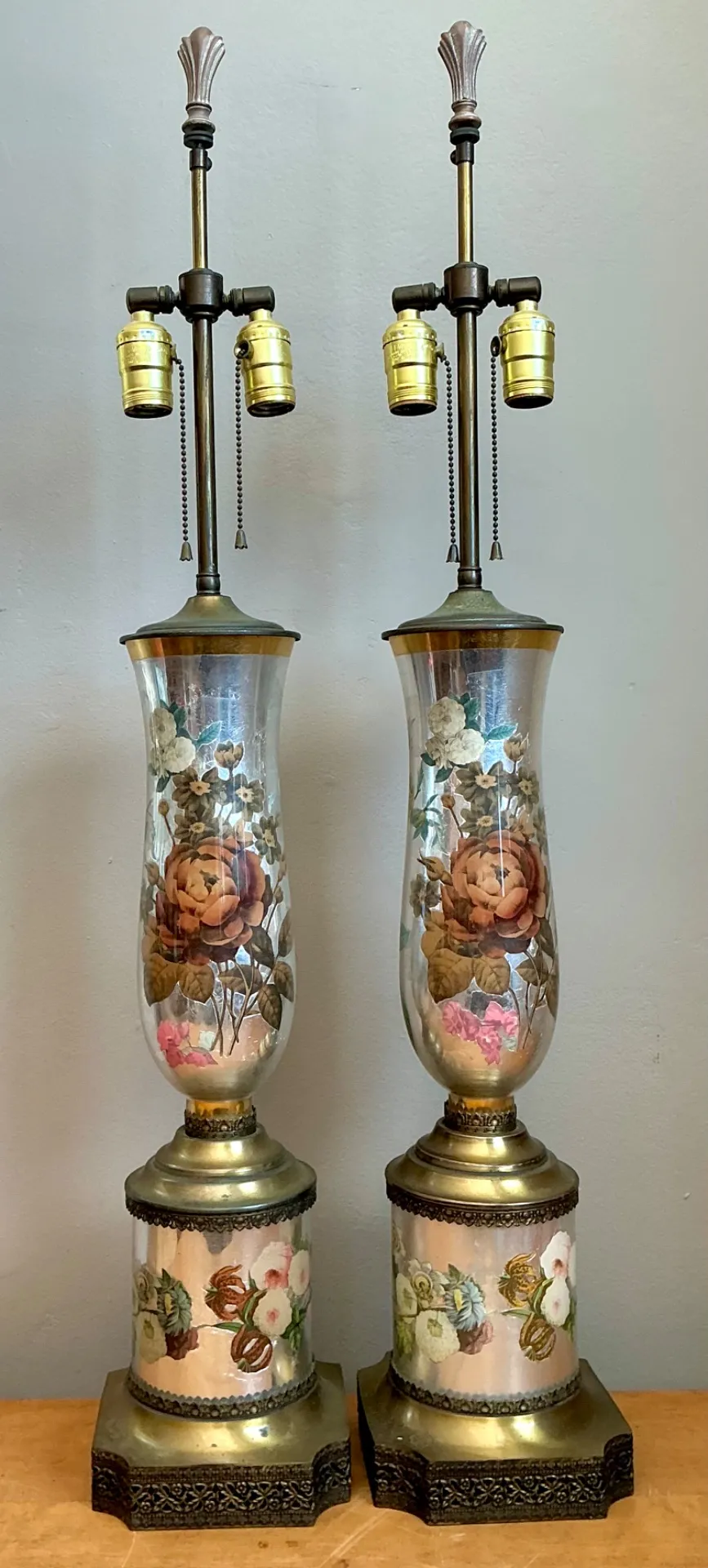 Vintage Italian Eglomise Rose Lamps - A Pair — additional photo 6