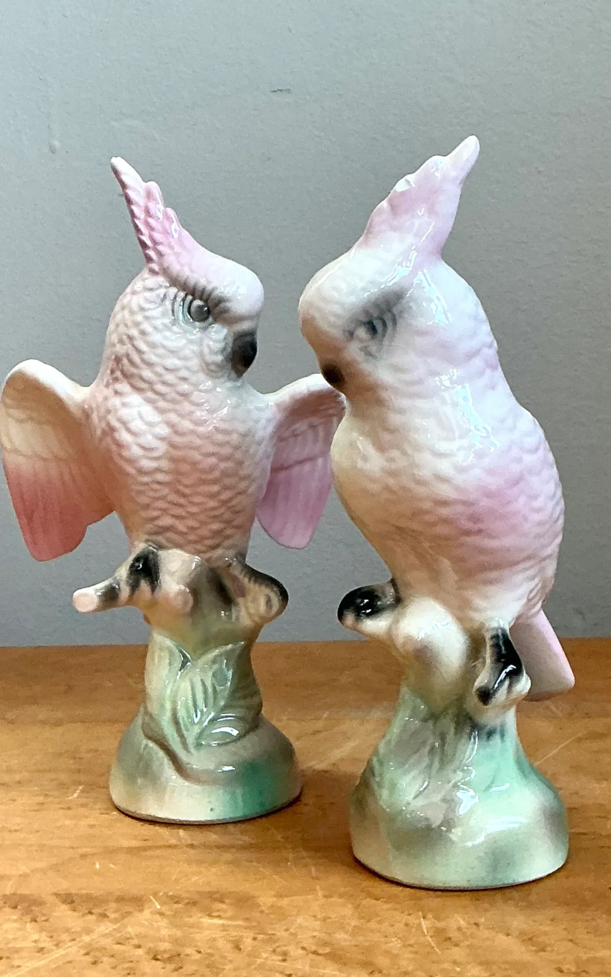 Vintage Ceramic Cockatoo Figurines - Pair — additional photo 4