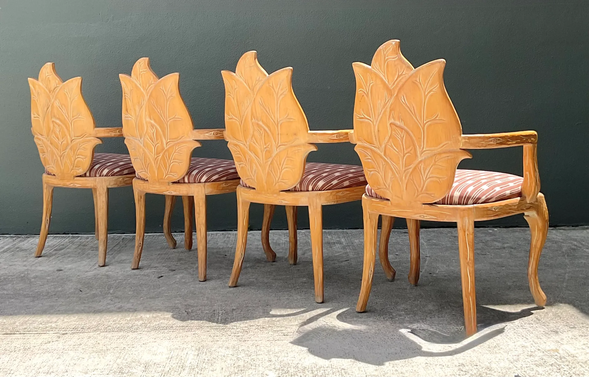 Vintage Carved Wood Leaf Back Chairs - Set of 4 — additional photo 4