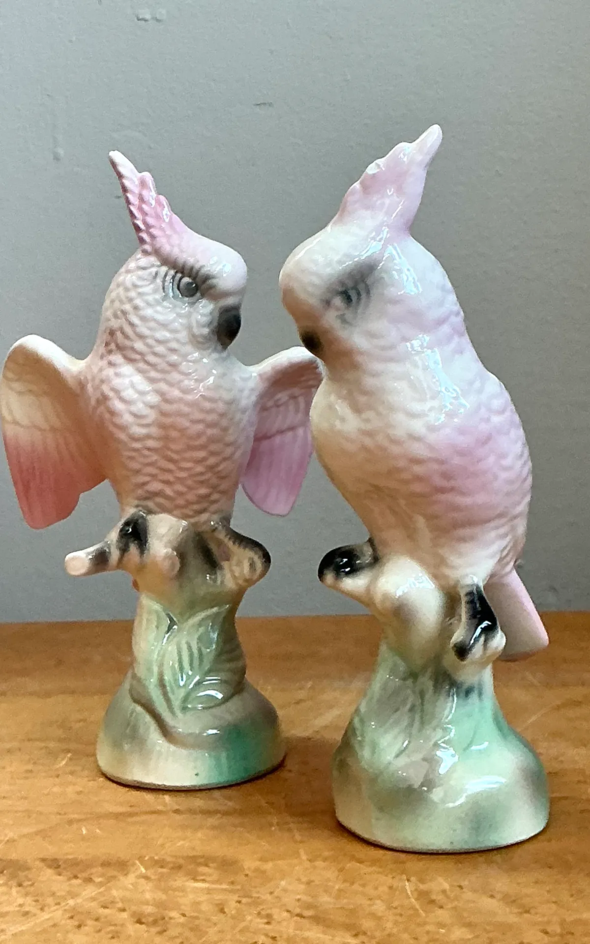 Vintage Ceramic Cockatoo Figurines - Pair — additional photo 8