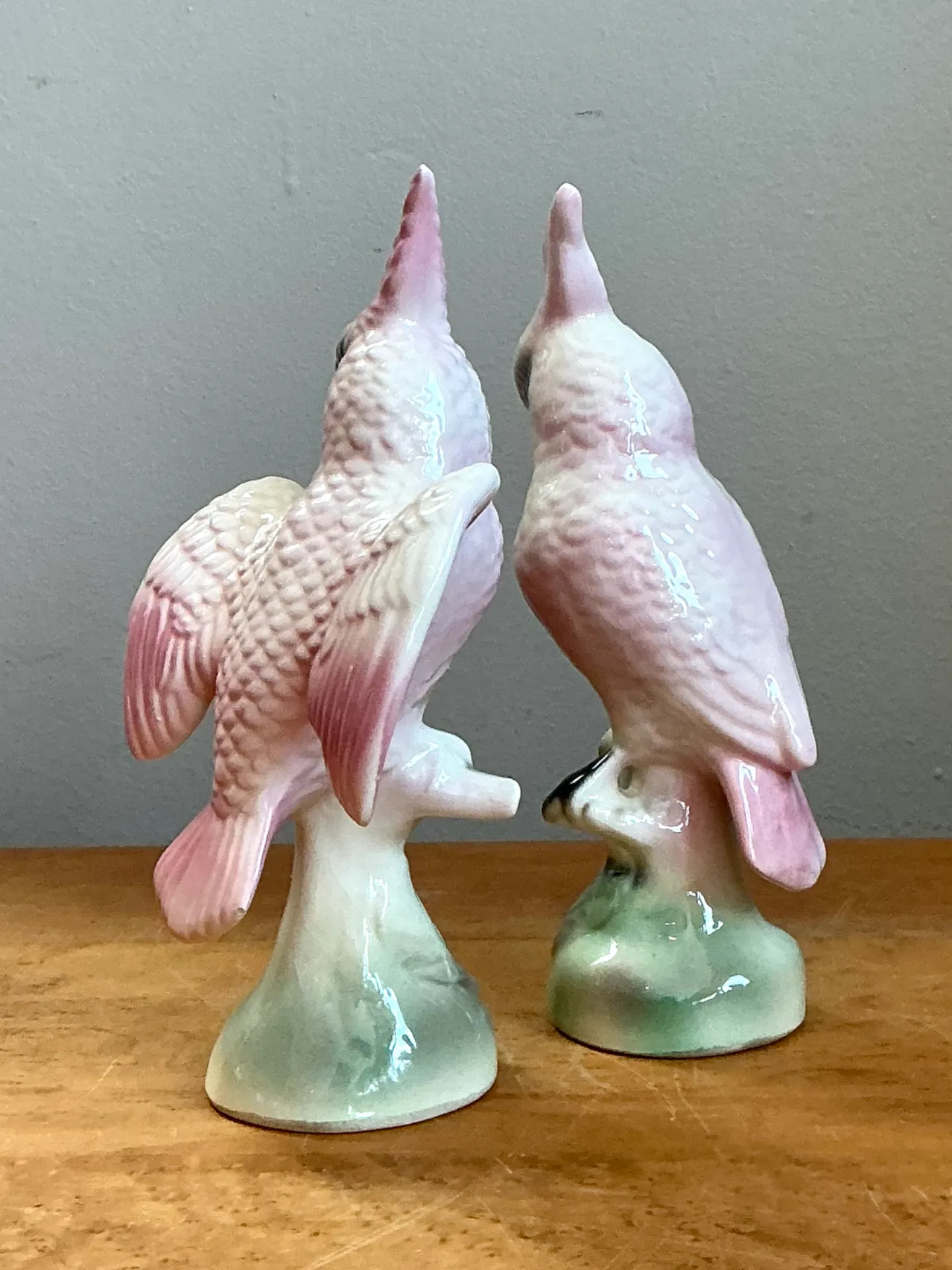 Vintage Ceramic Cockatoo Figurines - Pair — additional photo 5