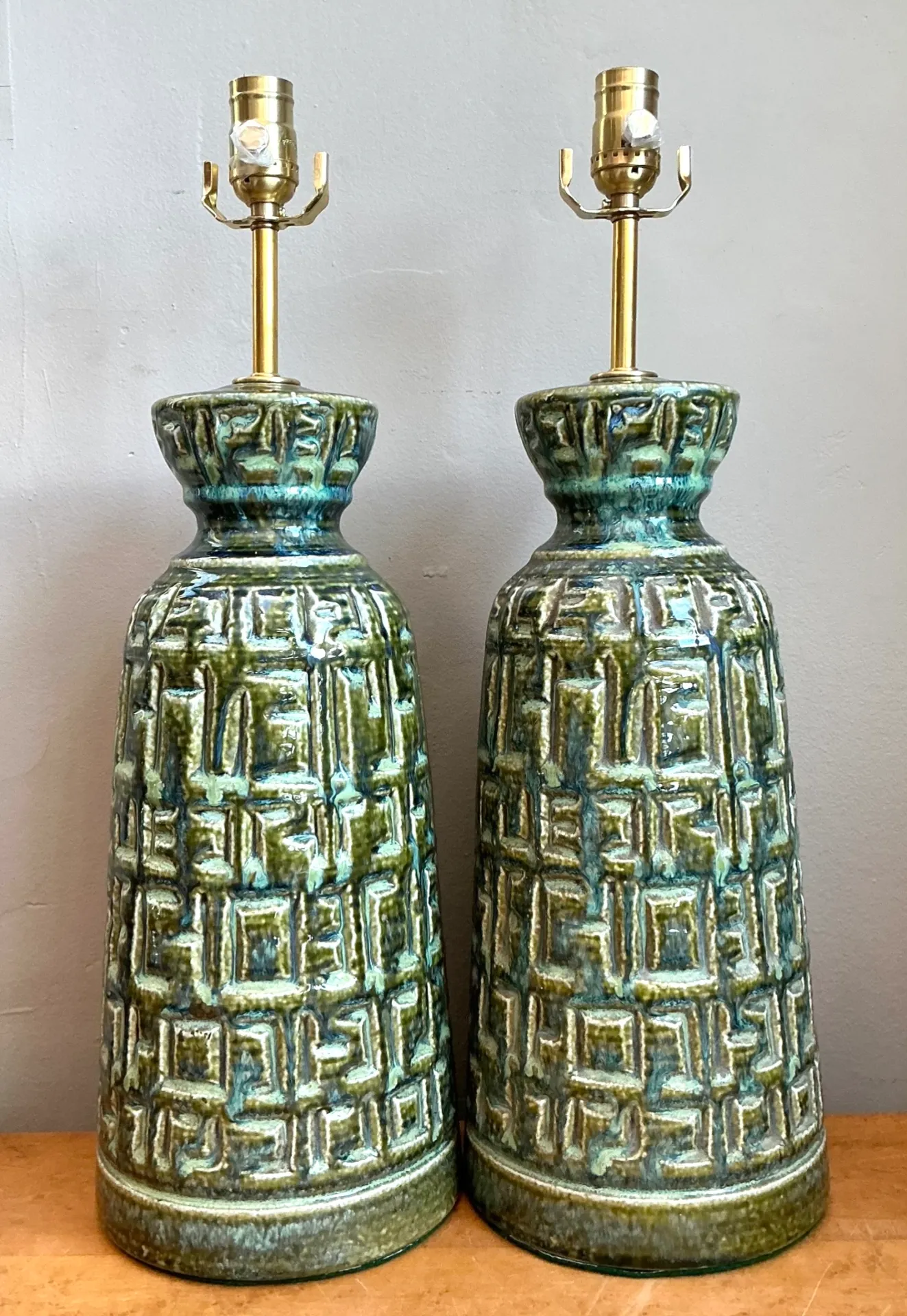 Vintage MCM Green Textured Ceramic Table Lamps — additional photo 7