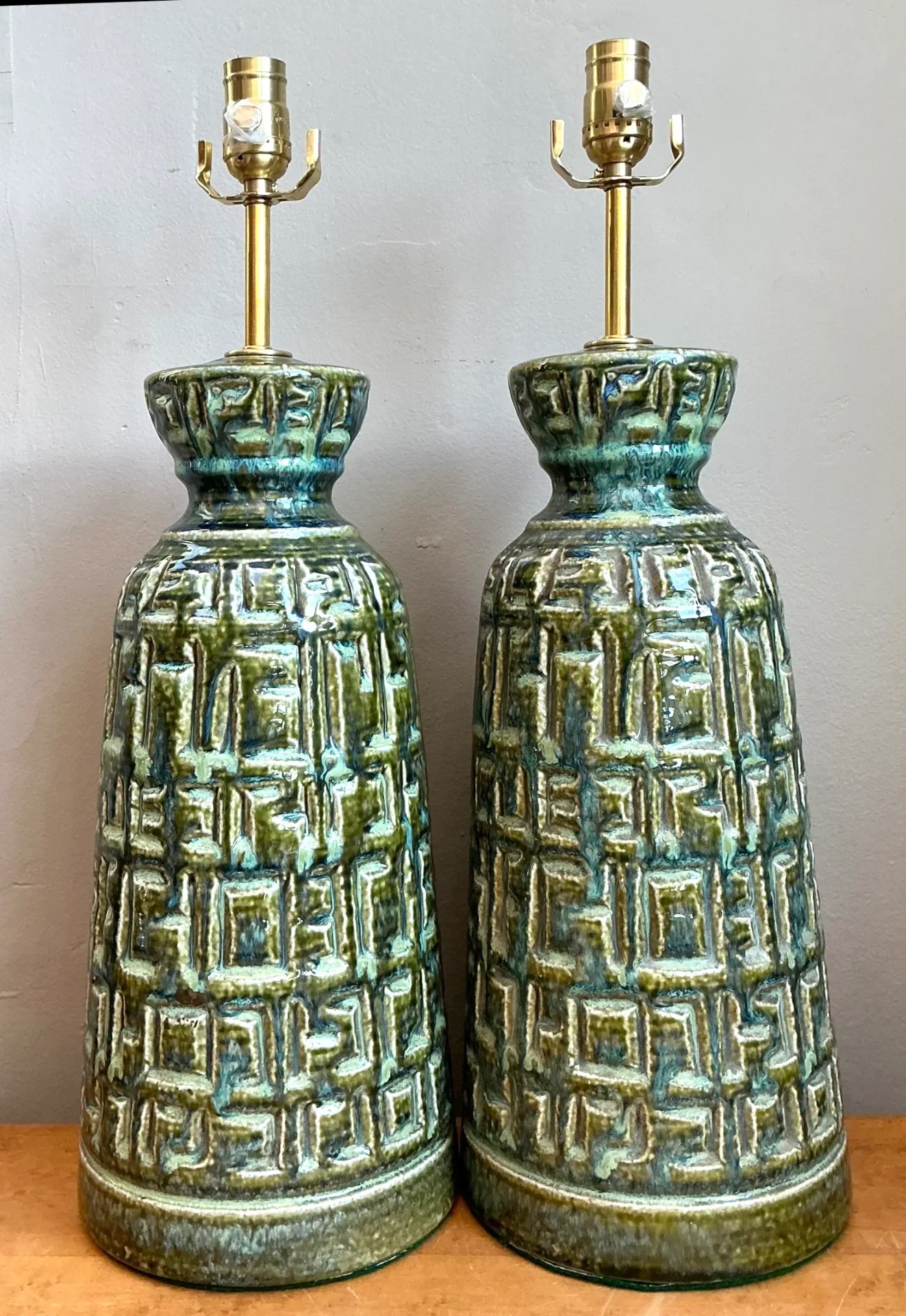 Vintage MCM Green Textured Ceramic Table Lamps — additional photo 4