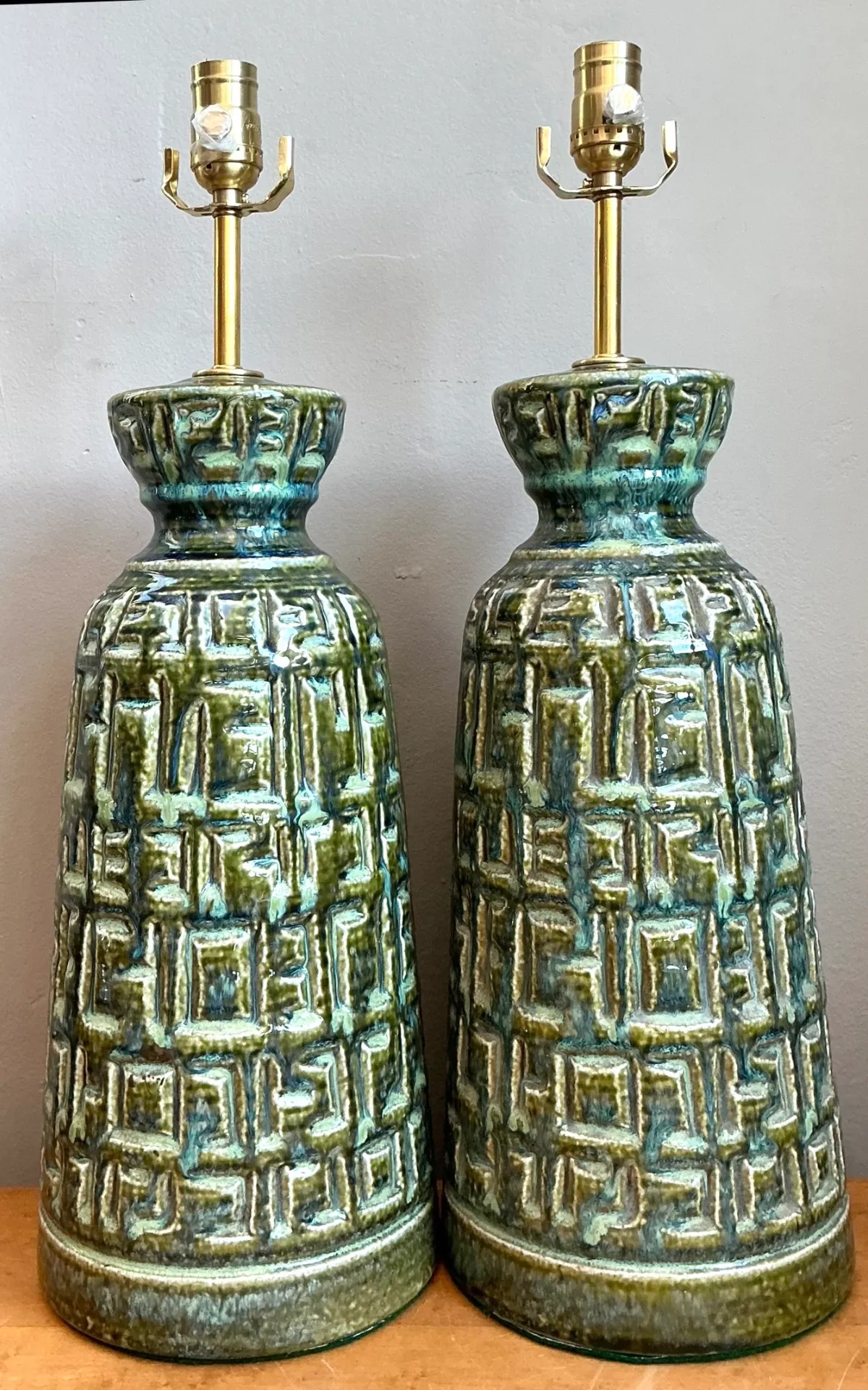 Vintage MCM Green Textured Ceramic Table Lamps — additional photo 4
