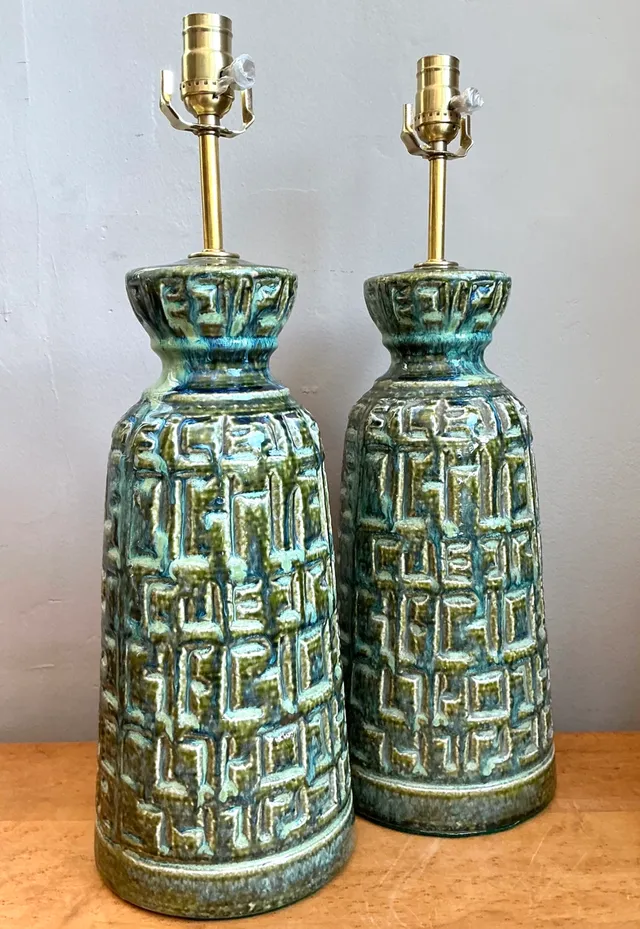 Vintage MCM Green Textured Ceramic Table Lamps — additional photo 6