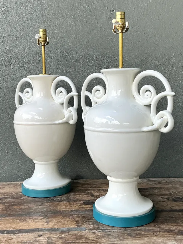 Vintage Italian Bassanello White Ceramic Table Lamps - Pair — additional photo 5