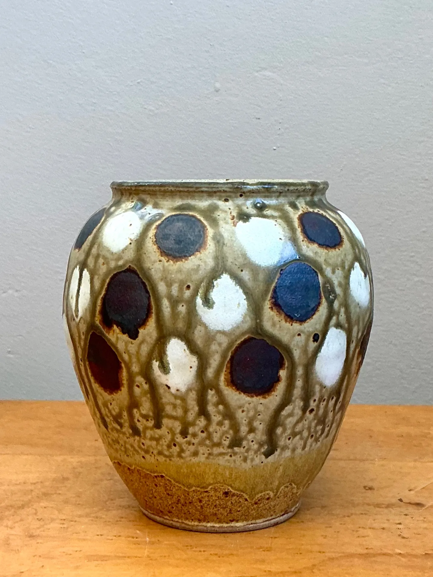 Vintage Handcrafted Polka Dot Ceramic Vase — additional photo 8