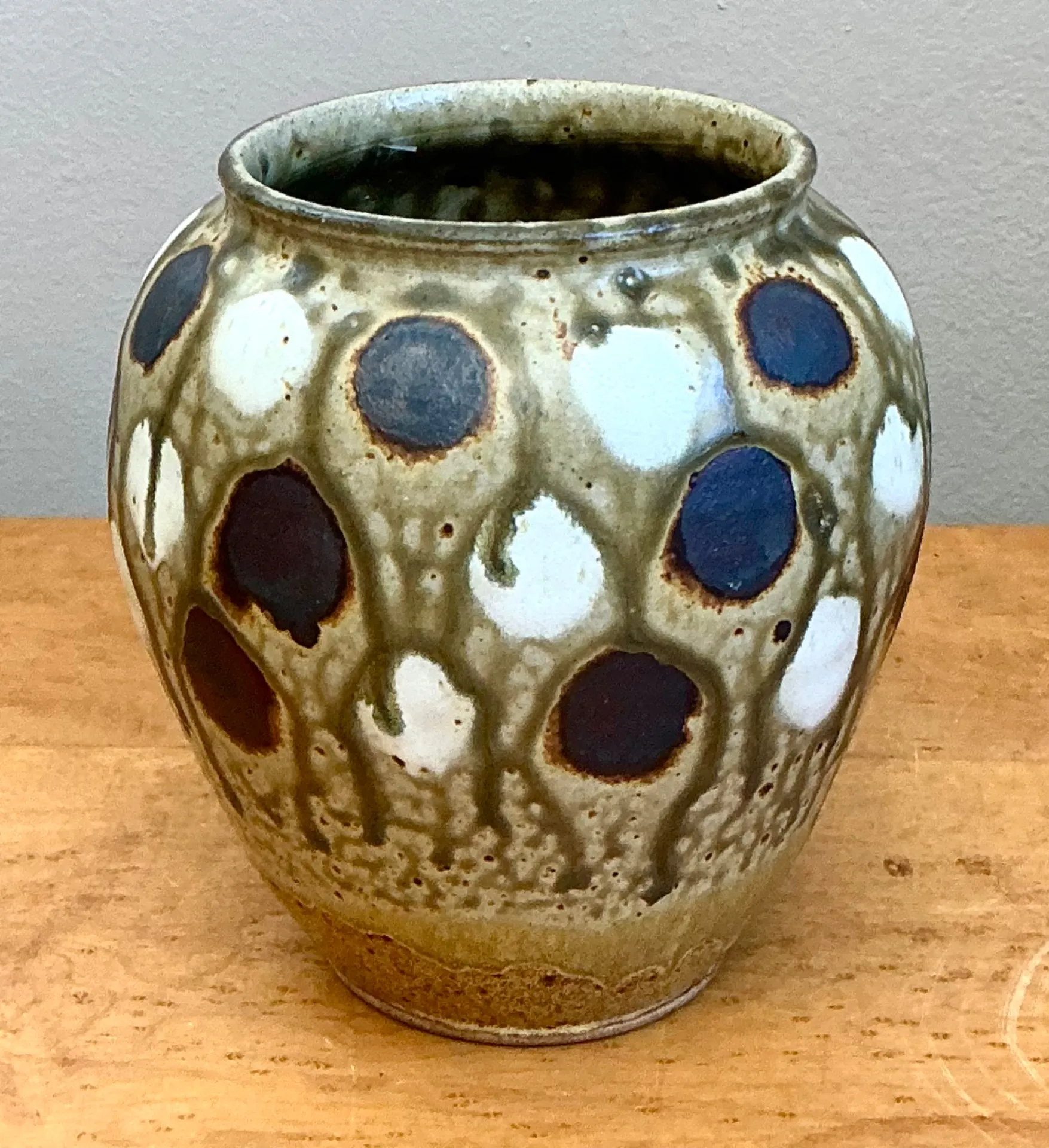 Vintage Handcrafted Polka Dot Ceramic Vase — additional photo 1