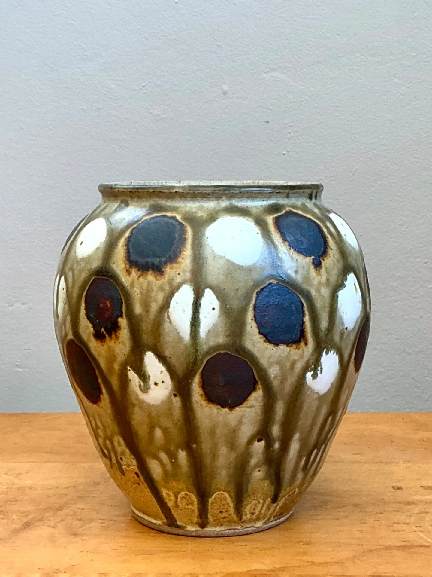 Vintage Handcrafted Polka Dot Ceramic Vase — additional photo 6
