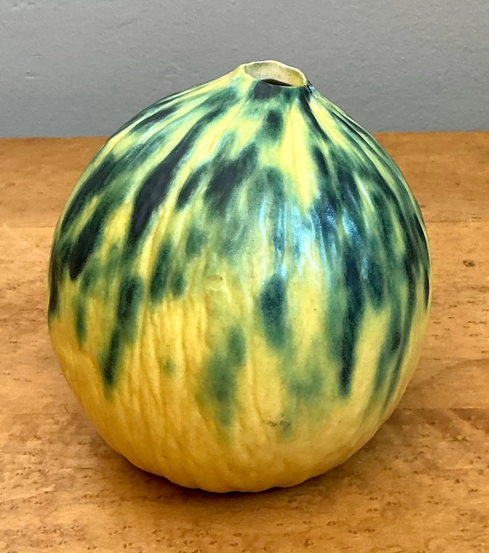 Vintage Yellow and Green Ceramic Gourd — additional photo 7