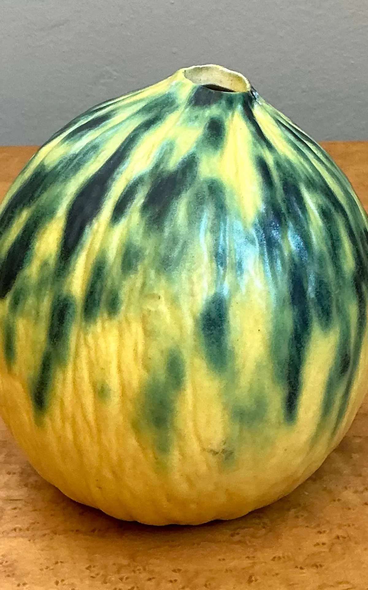 Vintage Yellow and Green Ceramic Gourd — additional photo 7
