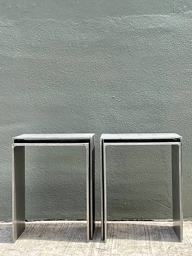 Vintage Wood Grain Metal Nesting Tables - Set Of 4 — additional photo 3