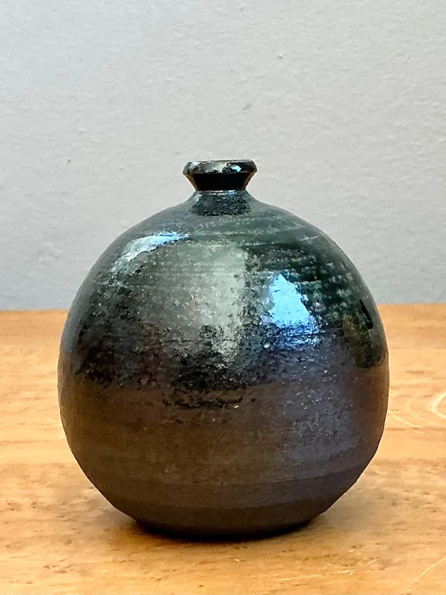Vintage Original Studio Pottery Green Glaze Weed Vase — additional photo 3