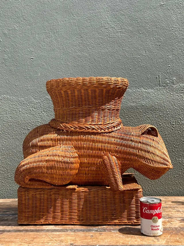 Vintage Woven Rattan Frog Table — additional photo 7