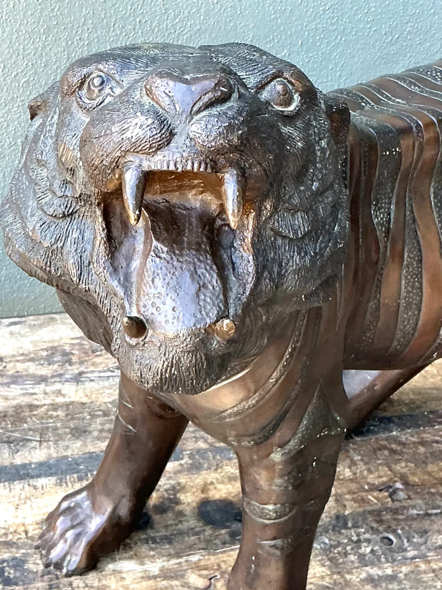 Vintage Bronze Tiger Sculptures - A Pair — additional photo 4