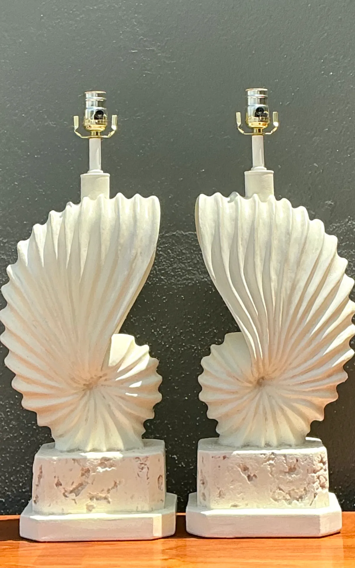 Vintage Plaster Shell Form Table Lamps - Pair — additional photo 8