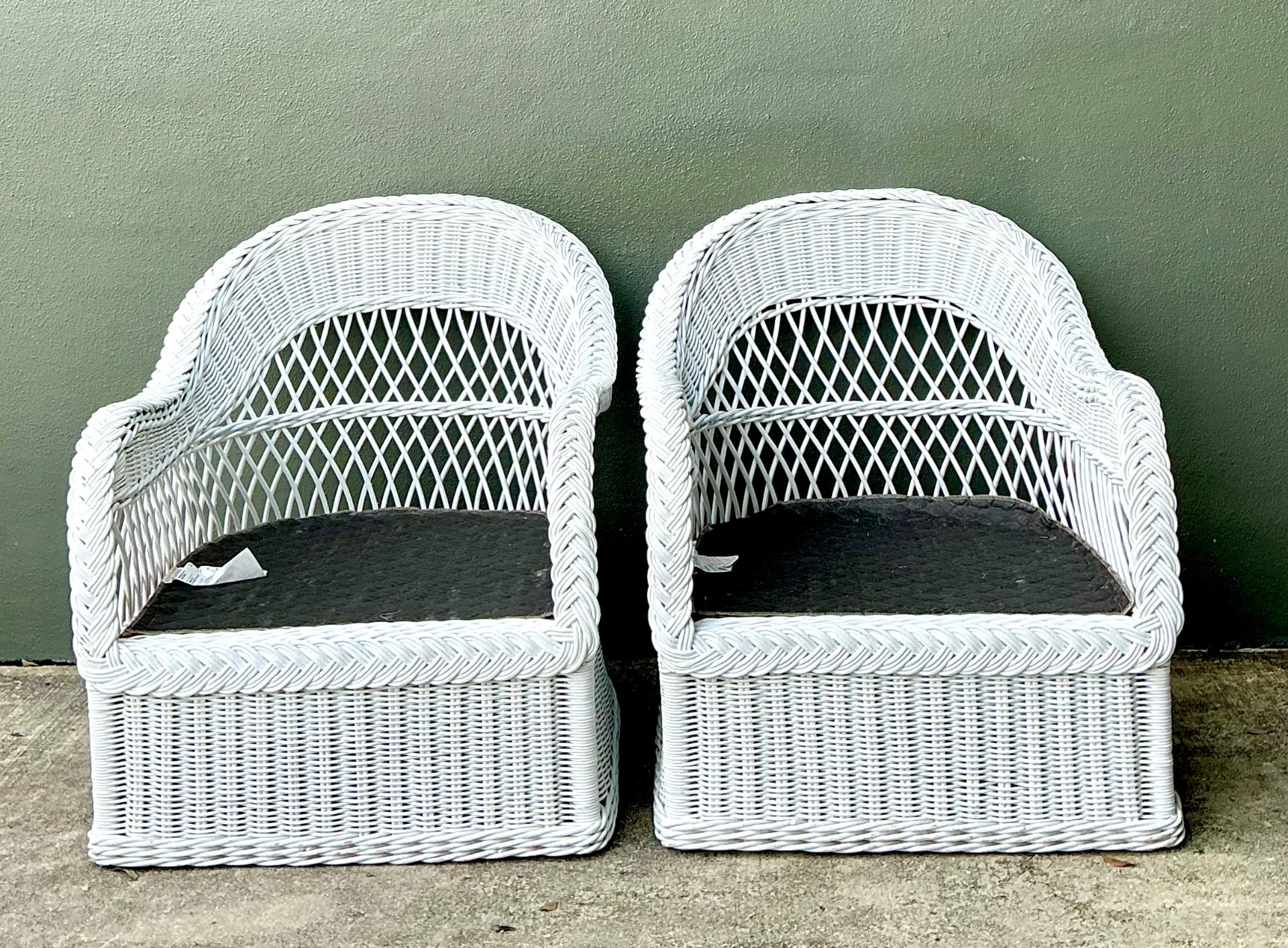 Vintage Lexington Braided White Rattan Lounge Chairs - A Pair — additional photo 1
