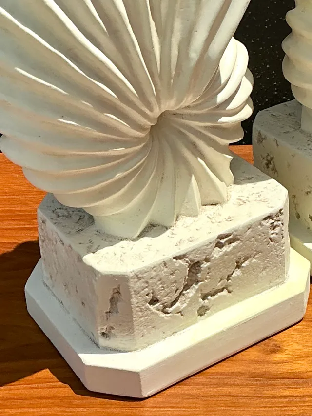 Vintage Plaster Shell Form Table Lamps - Pair — additional photo 1