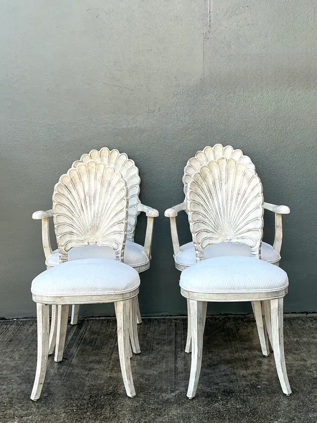 Vintage Carved Wood Shell Back Dining Chairs - Set Of 4 — additional photo 5